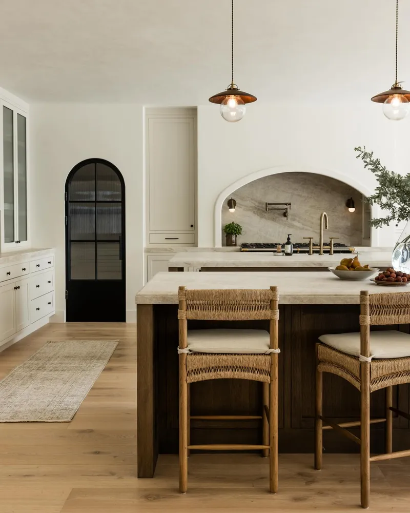 79ad8f3c-b715-4f7e-9cb0-1e63c1dfc3c0