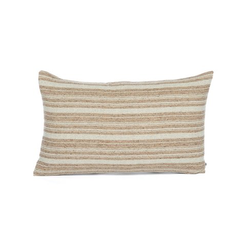 Amalia Pillow-featured