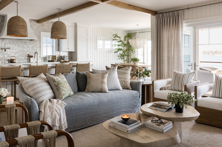 Living room in Coastal Connecticut by Pure Salt