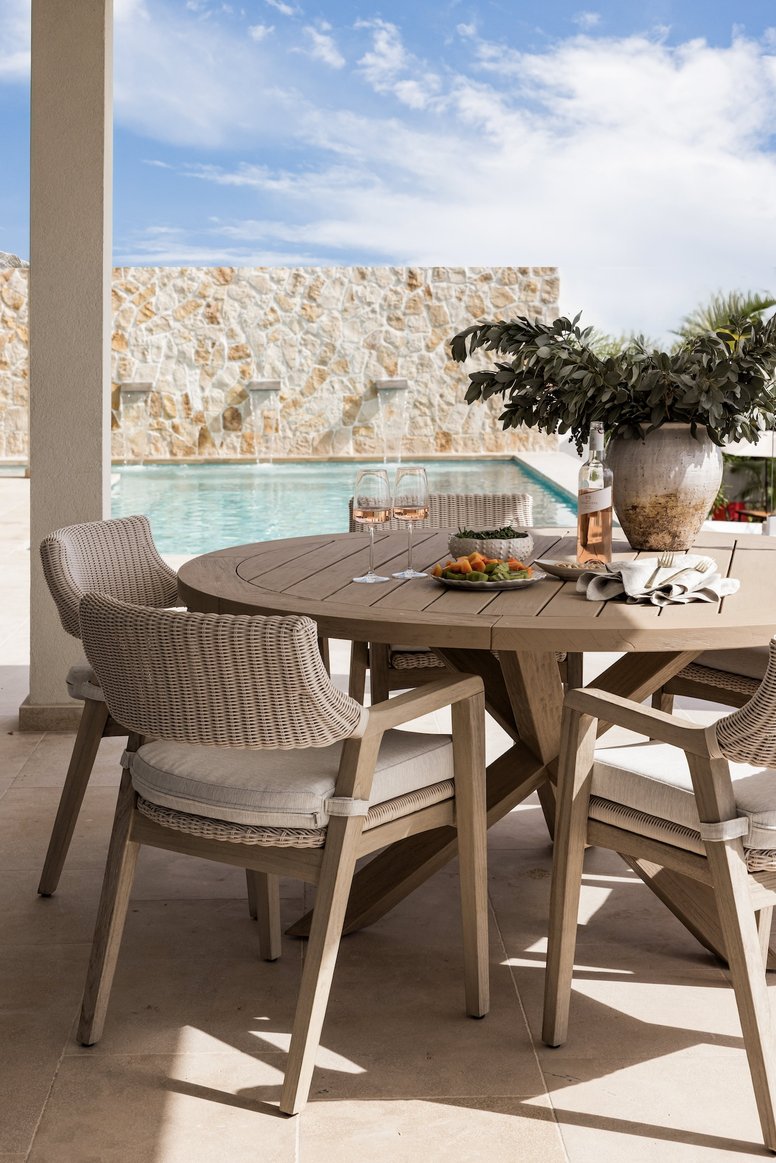 Island Escape Outdoor
