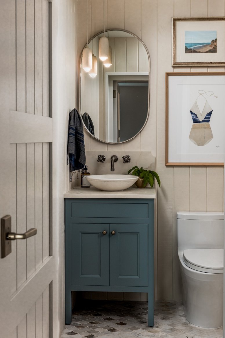 Island Escape Powder Room