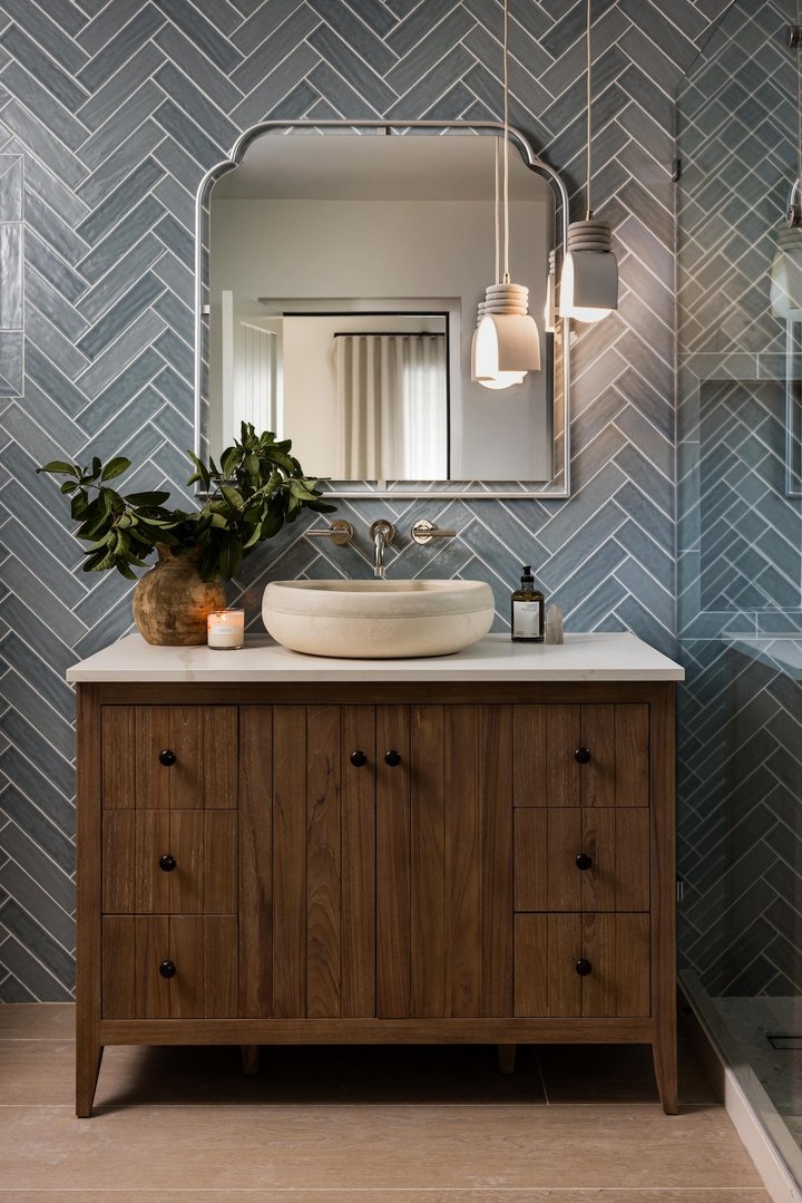 Island Escape Primary Suite