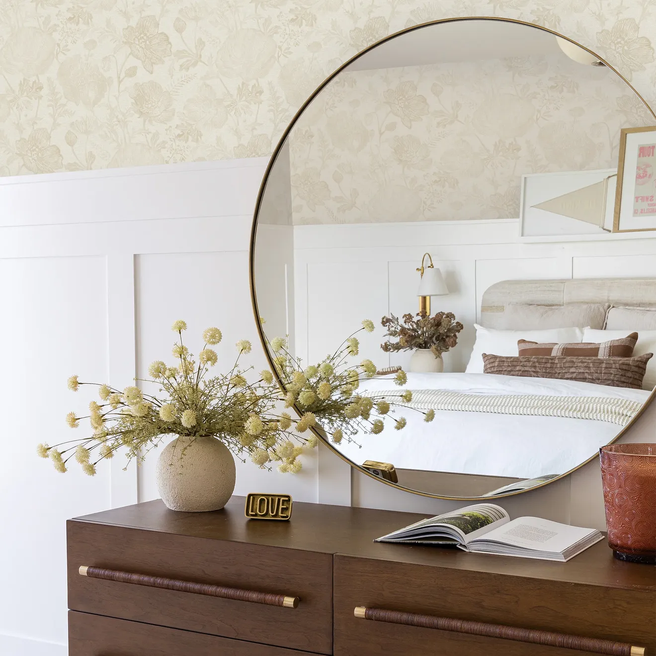 2026 Design Trend: Wallpaper