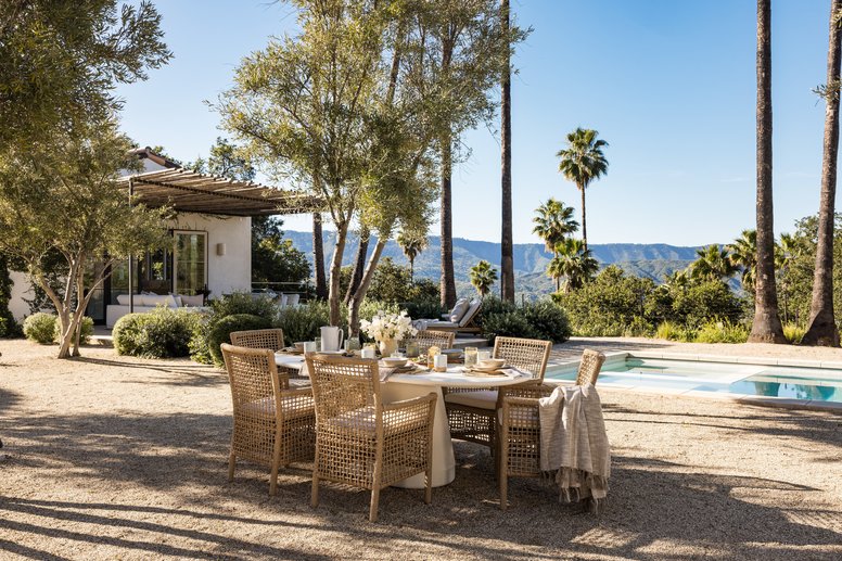 Outdoor Dining in Ojai Oasis by Pure Salt