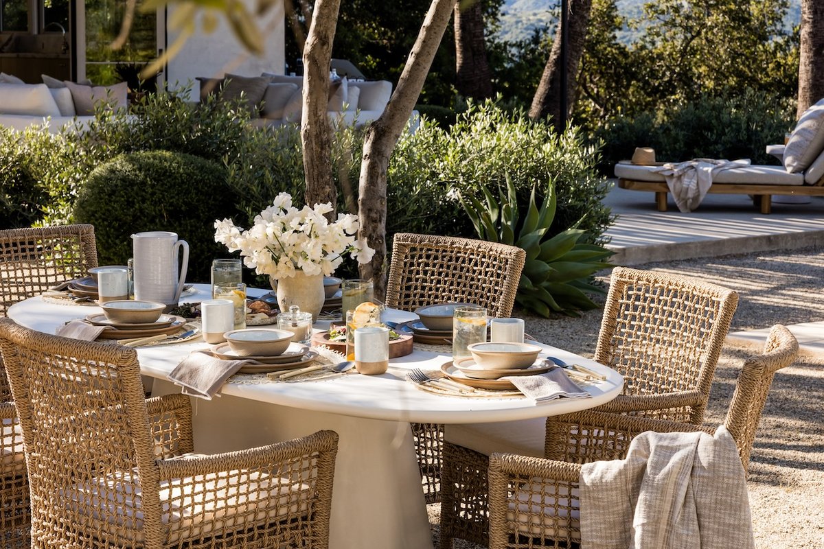 Outdoor Dining in Ojai Oasis by Pure Salt