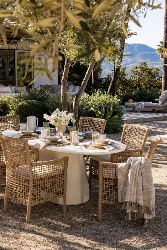 Outdoor Dining in Ojai Oasis by Pure Salt