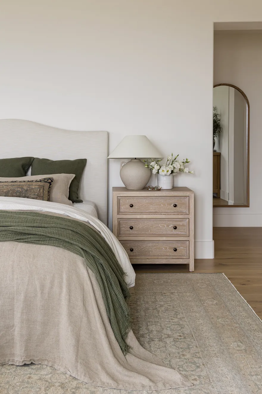 Moss Moodboard: Bedroom & Pillows