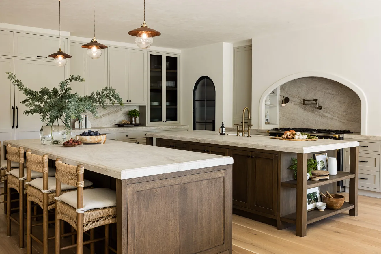 California Ranch Project: Timeless Kitchen with Island
