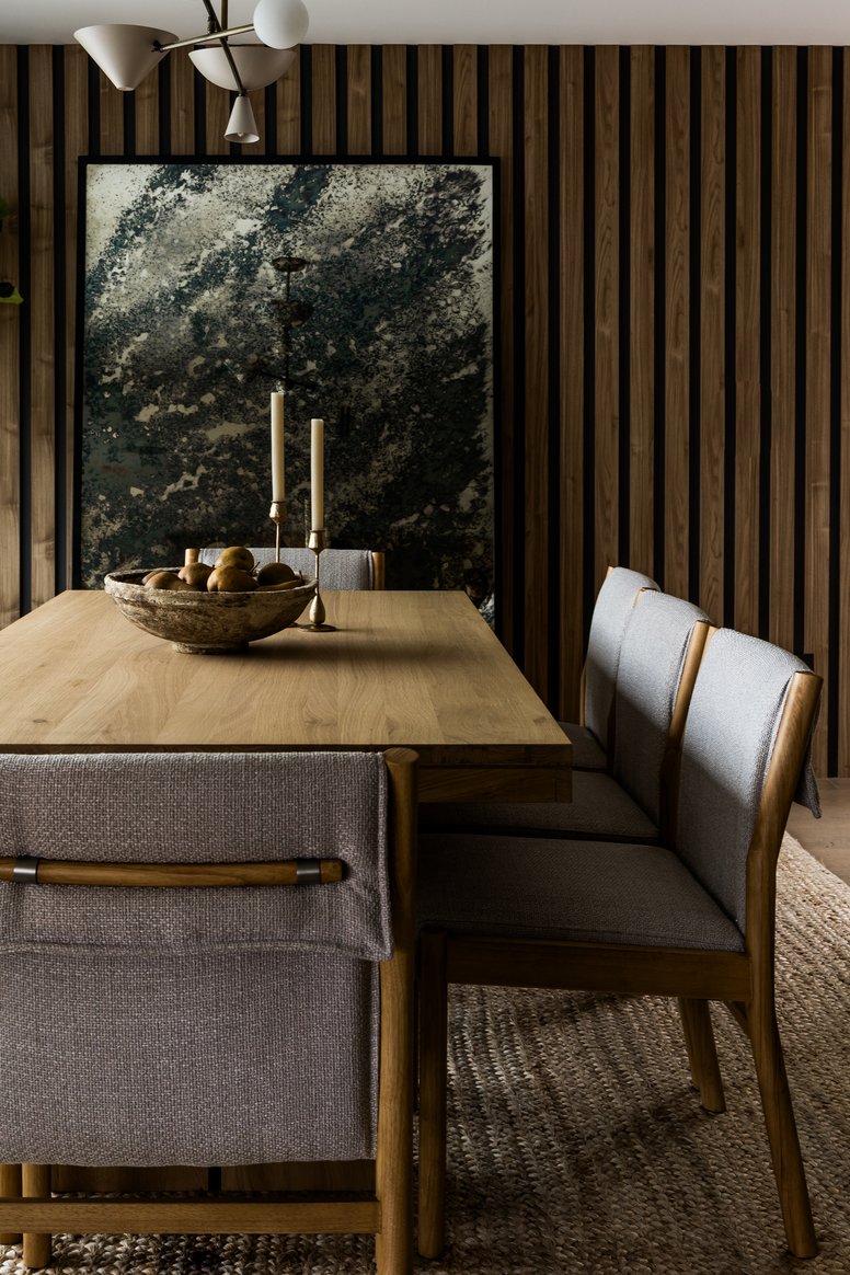 Dining table in Malibu