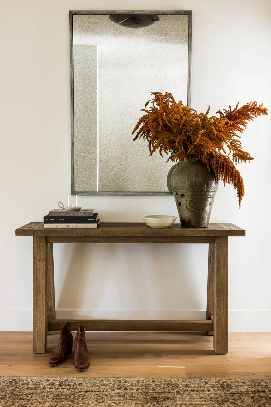 Entry table in California Ranch