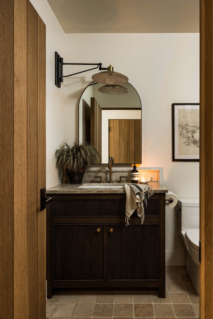 Guest Suite bathroom in California Ranch by Pure Salt
