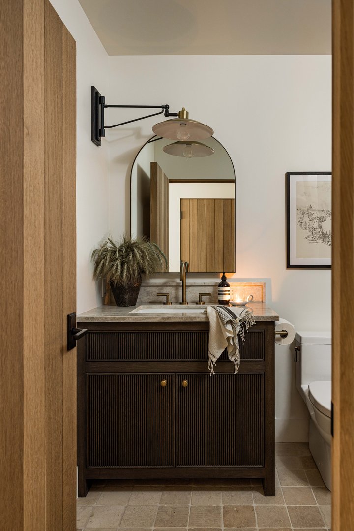 Guest Suite bathroom in California Ranch by Pure Salt