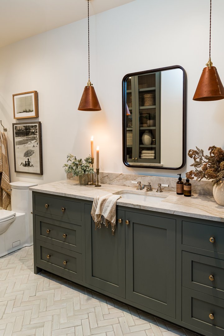 Guest Bath in Flint Hills