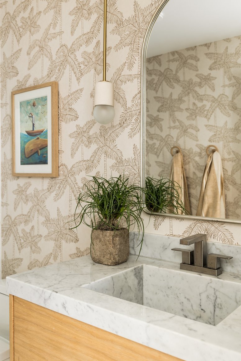 Guest bathroom in Malibu