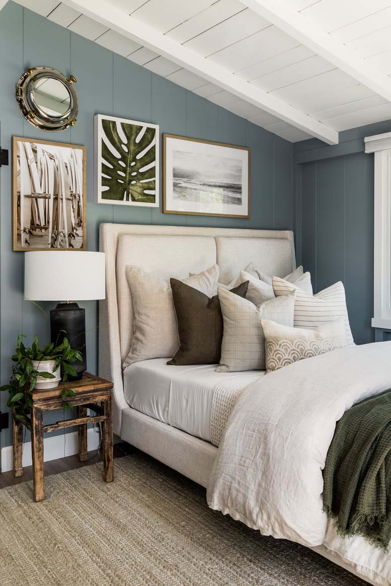 Guest Bedroom nightstand in Laguna Beach