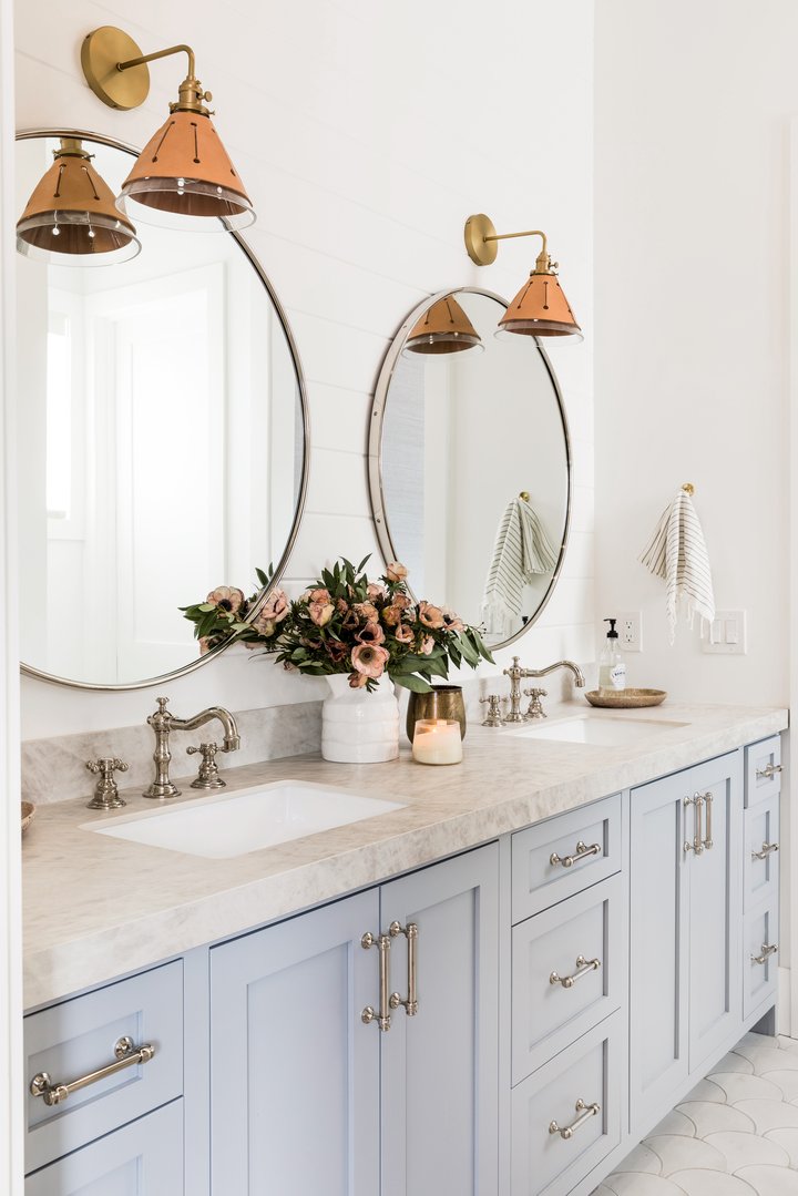 Girls bathroom in North Tustin by Pure Salt