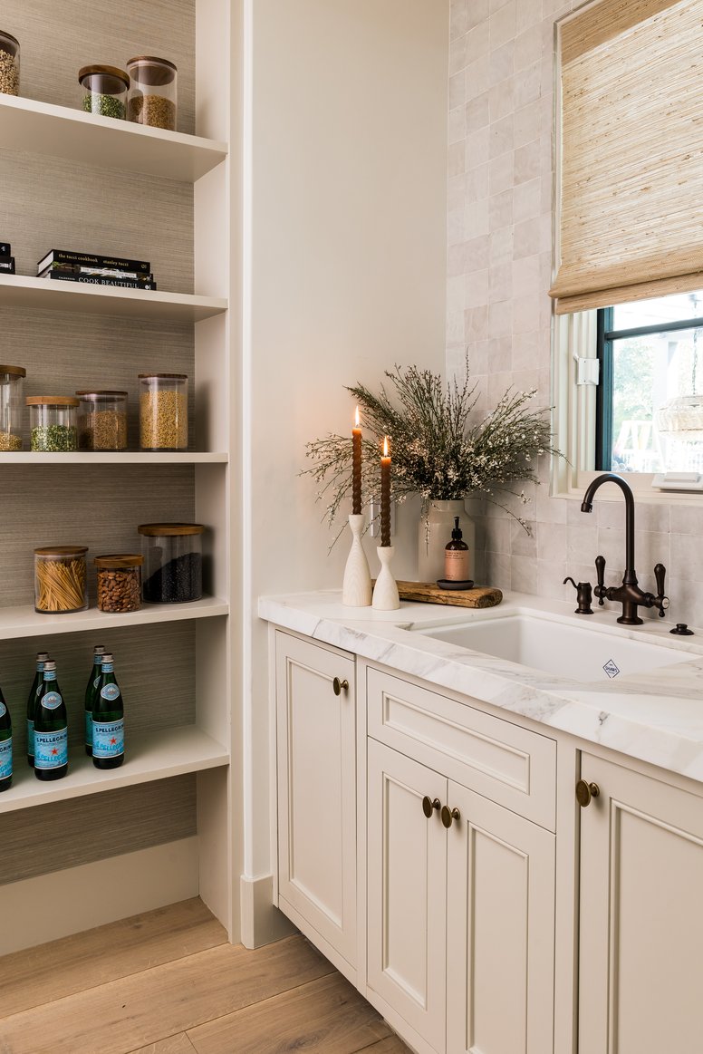 Kitchen pantry in Shady Canyon