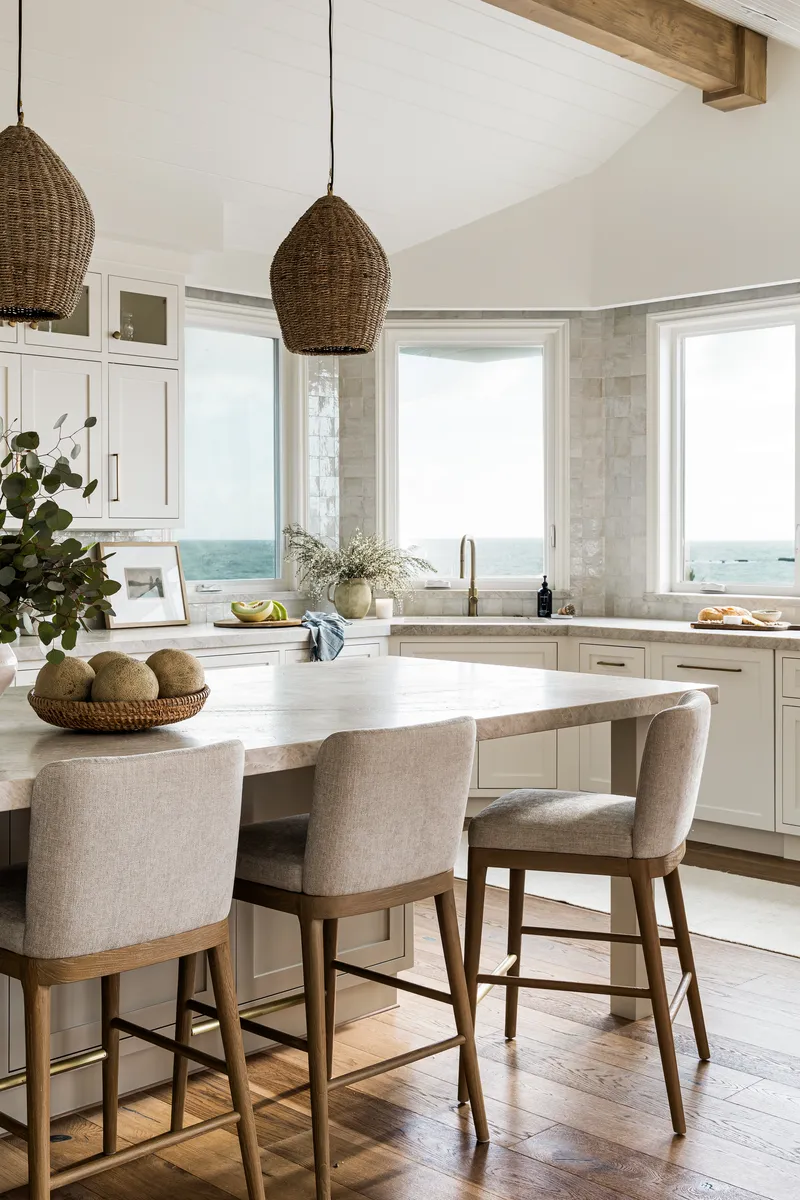 Kitchen in T-Street by Pure Salt