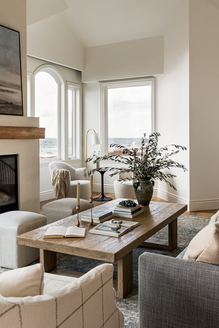 Living room in T-Street