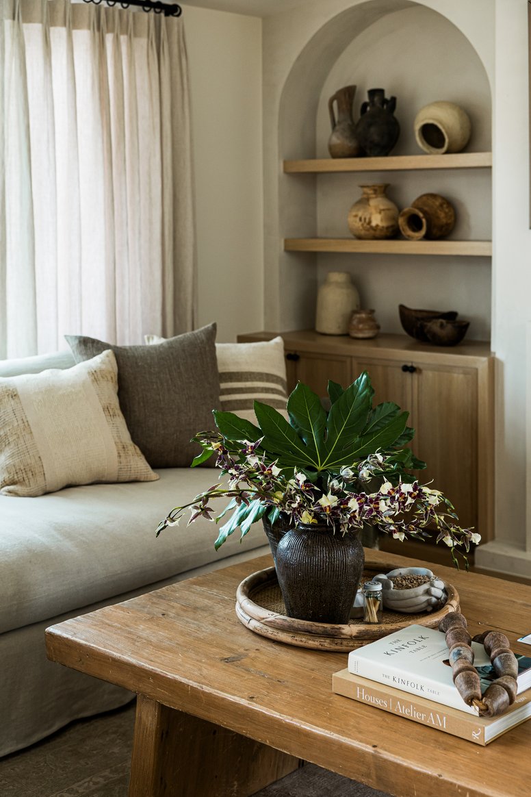 Living room seating in Rochell Retreat