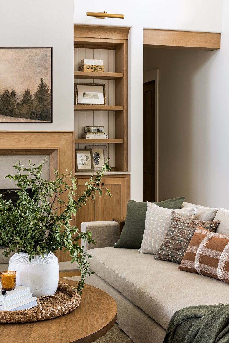 Living Room in Flint Hills