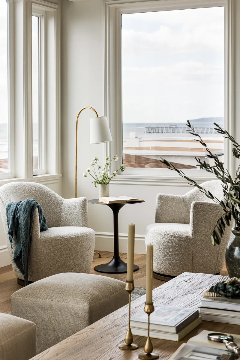 Living room in T-Street by Pure Salt