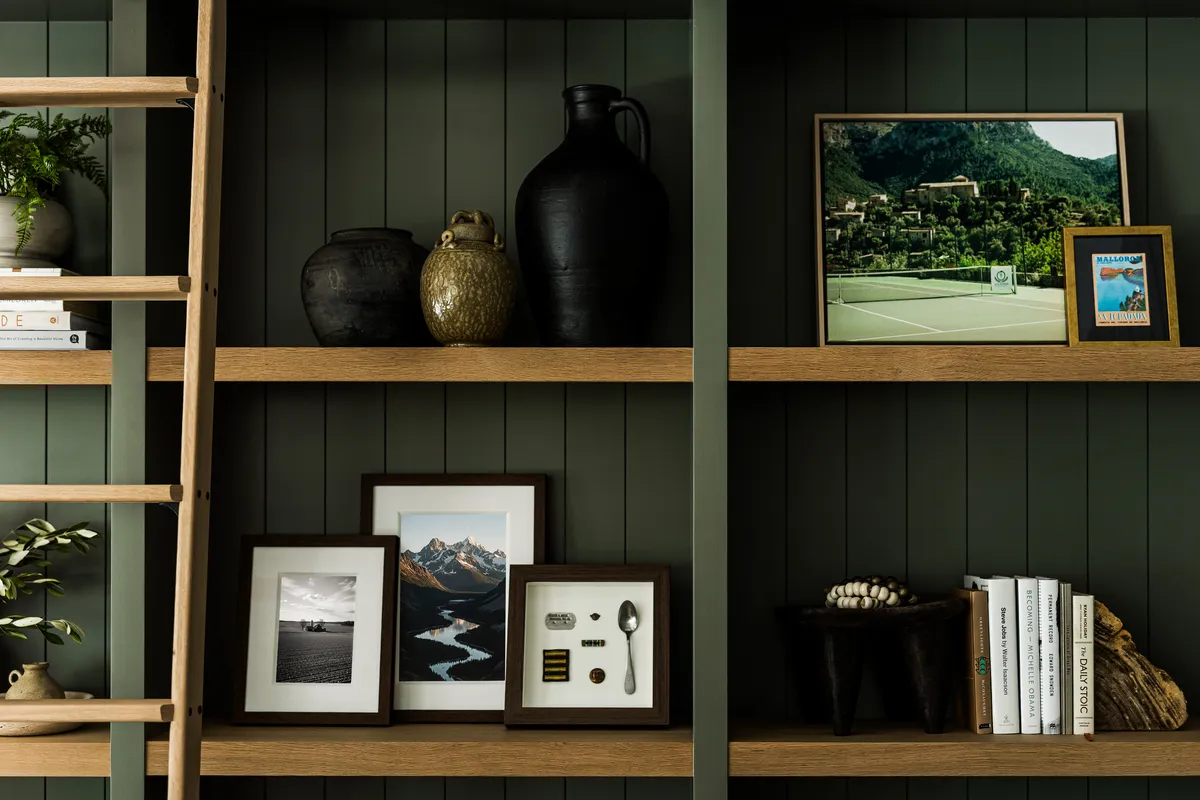 Living Room lifestyle in California Ranch