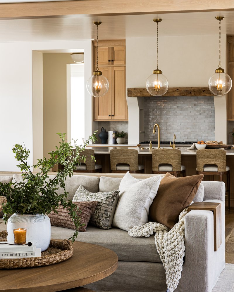 Living Room seating in Flint Hills