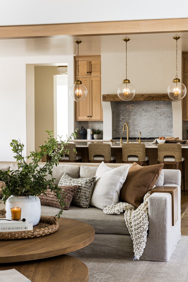 Living Room seating in Flint Hills