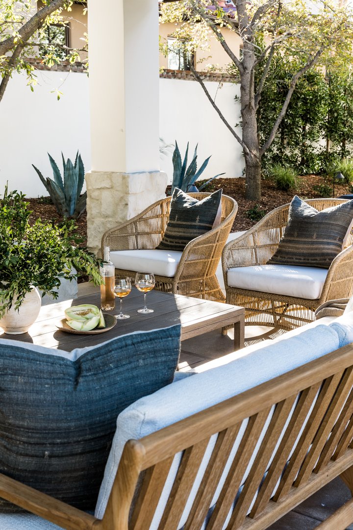 Outdoor living in Shady Canyon