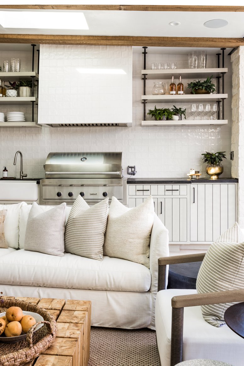 Outdoor kitchen in Los Gatos