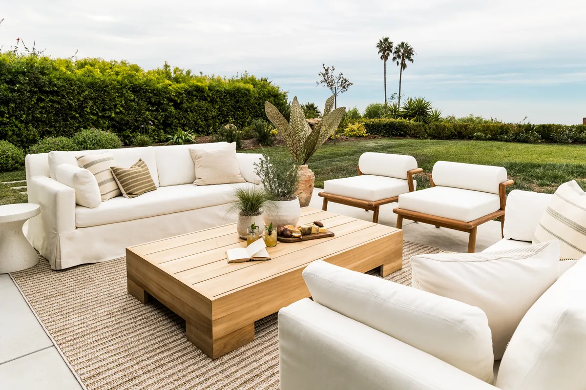 Outdoor living in Malibu