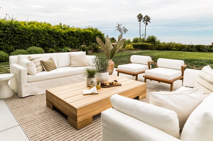 Outdoor living in Malibu