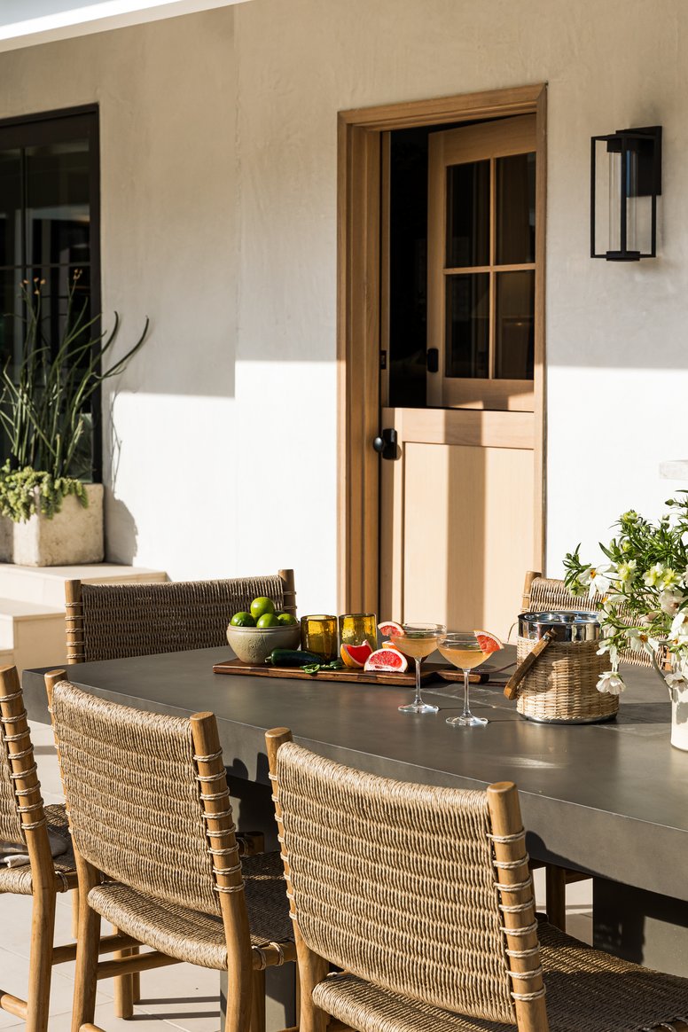 Patio dining in Emerald Bay