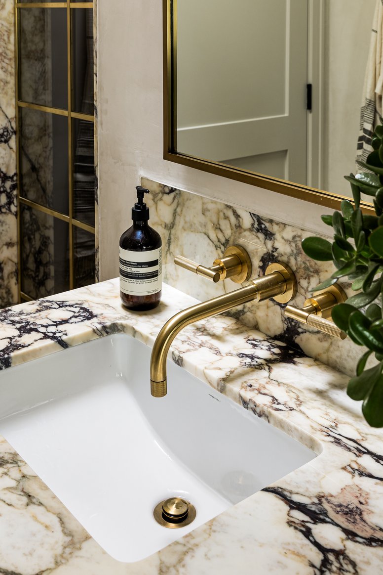 Primary Suite wash basin in Emerald Bay