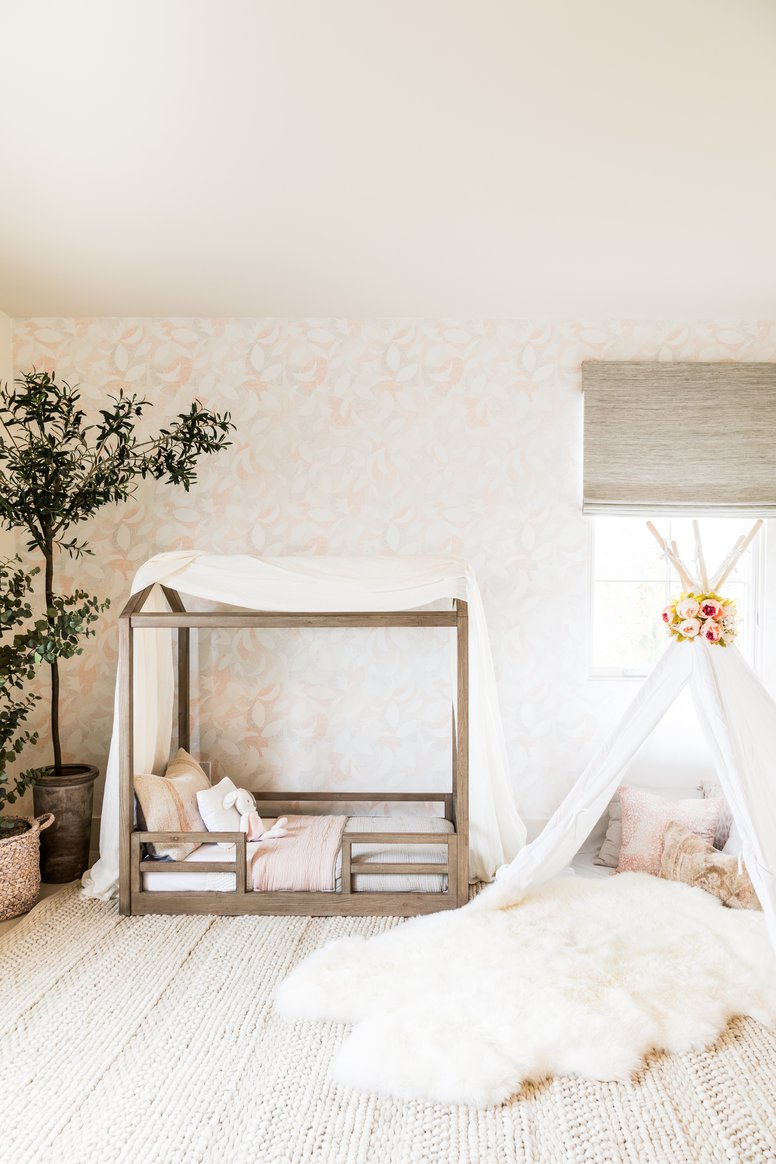 Girls bedroom play area in Coastal Canyon